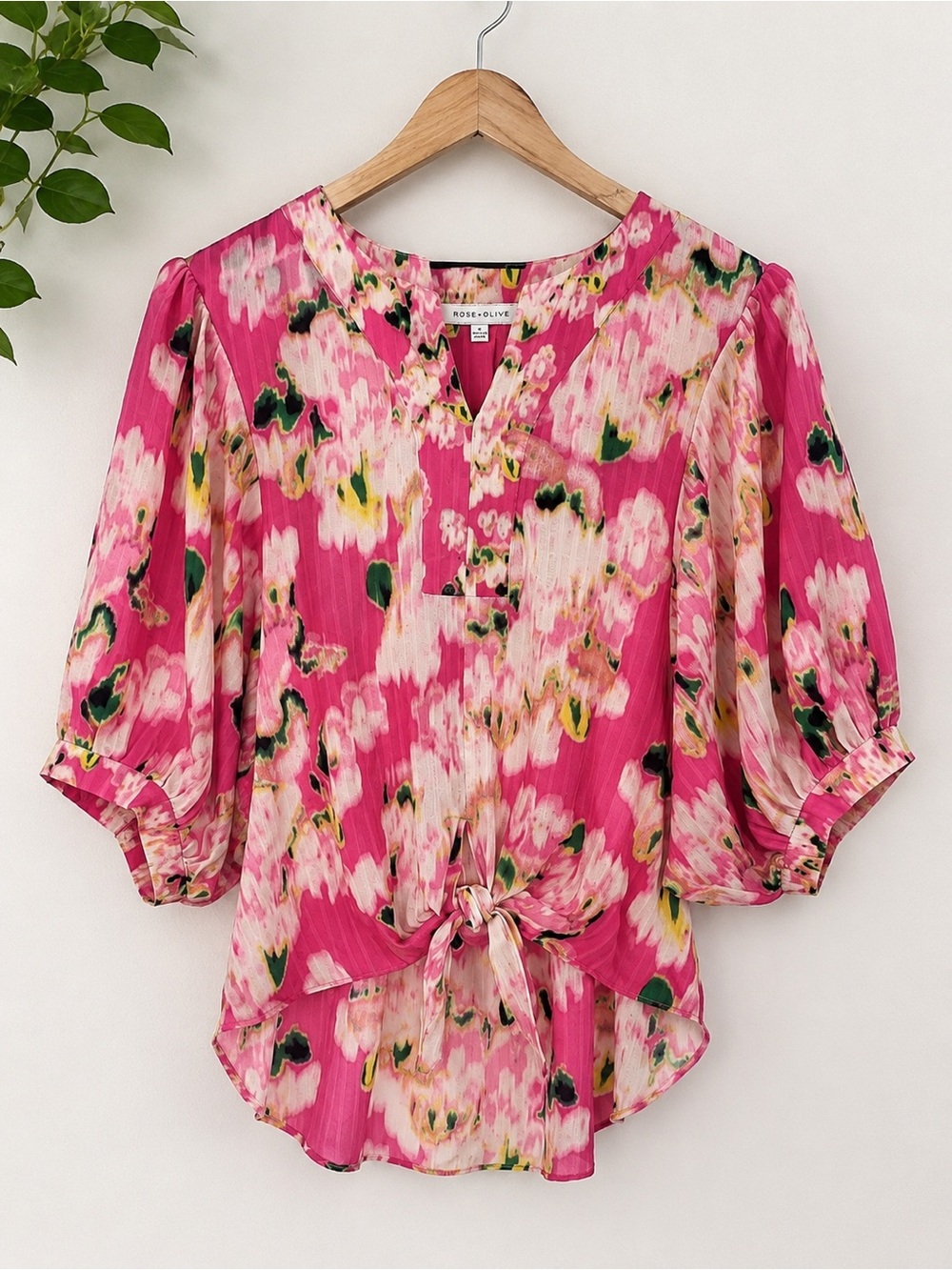 Rose & Olive Pink Floral Tie-Front Blouse - Size Medium